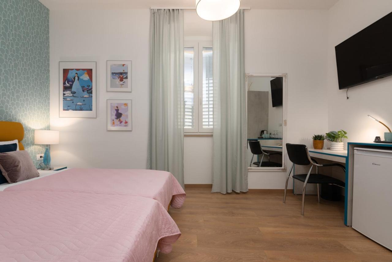 Polesana Rooms Пула Екстериор снимка