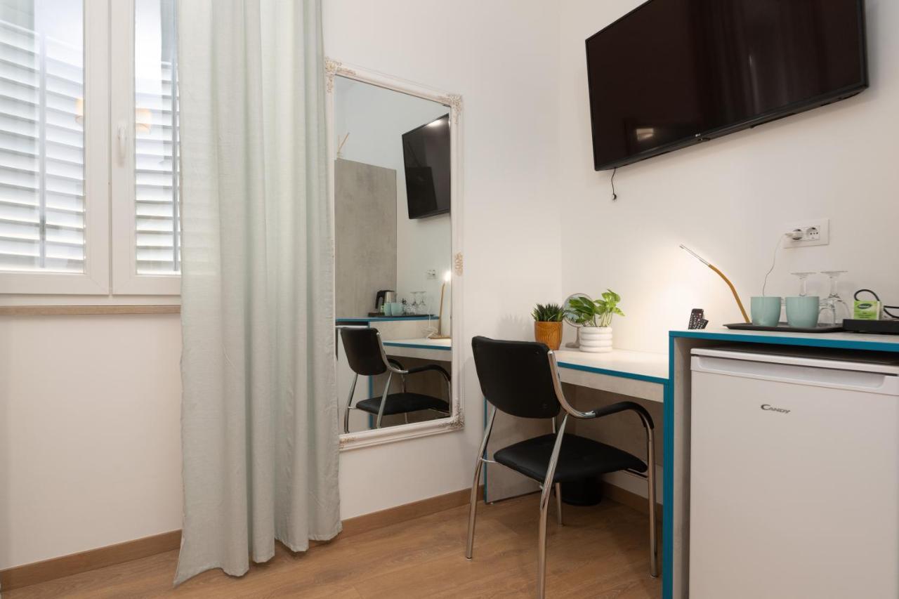 Polesana Rooms Пула Екстериор снимка
